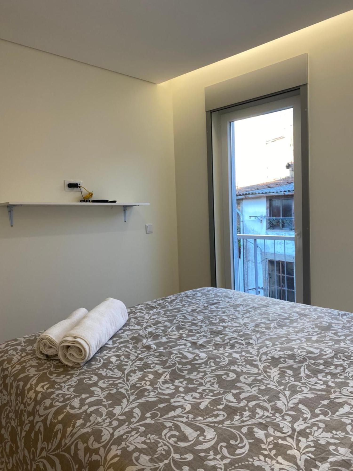 Хостел Casa Augusta 4 Брага Экстерьер фото